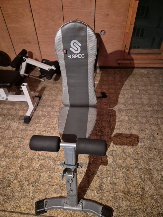 Регулируема лежанка фитнес уреди коремни преси фитнес пейка