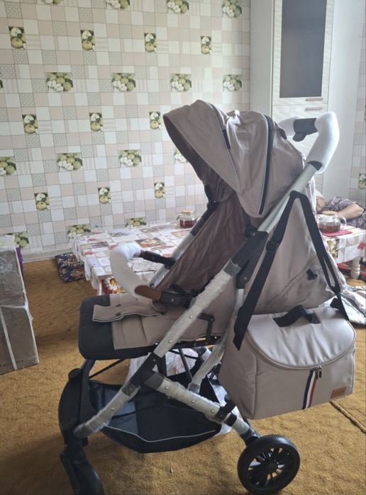 Коляска в отличный состояние