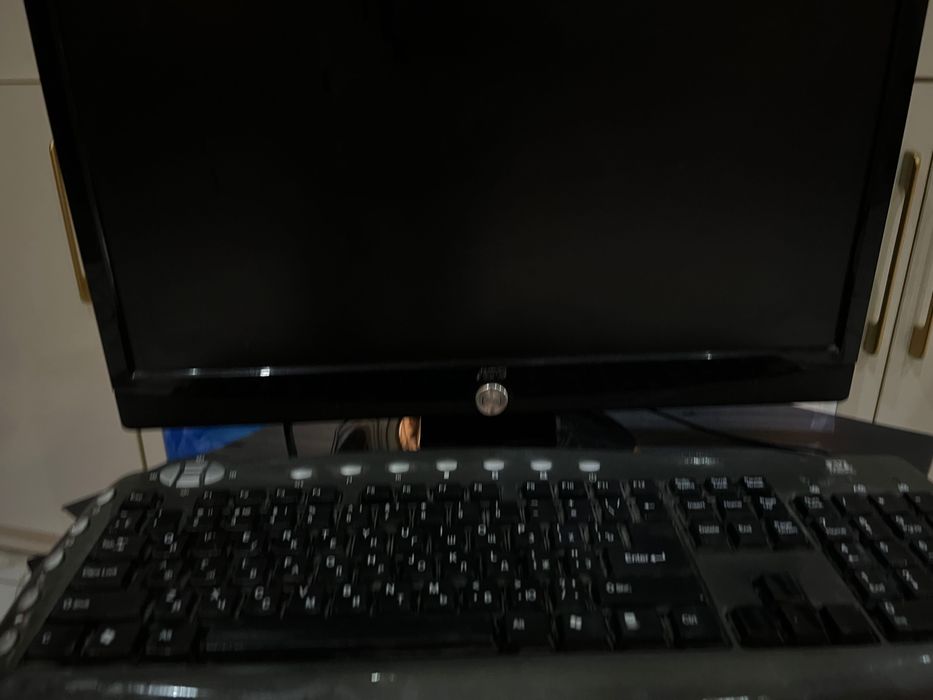 Продам компьютер стационарный для работы и игры