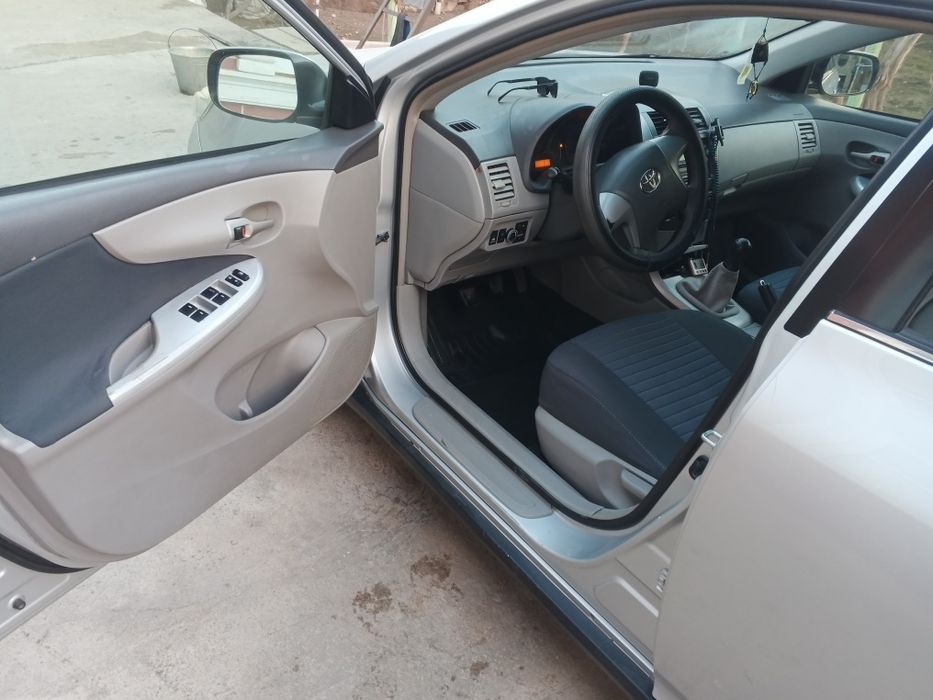 Toyota Corolla сотилади ëки бартер