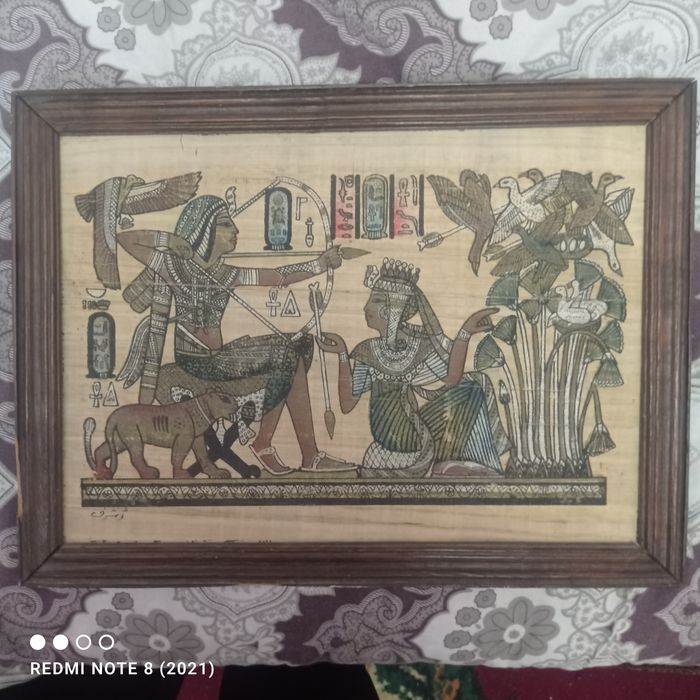 Фреска Папирус.Тотомхамон в деревянном рамке.красиво смотрит для гости
