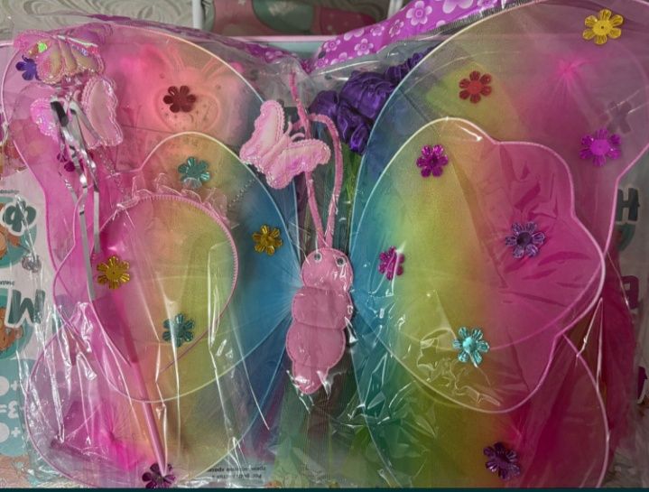 Продам костюм для девочки