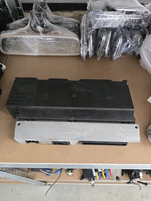 Усилвател за Аudi Q7  BOSE  4L0 035 223 D