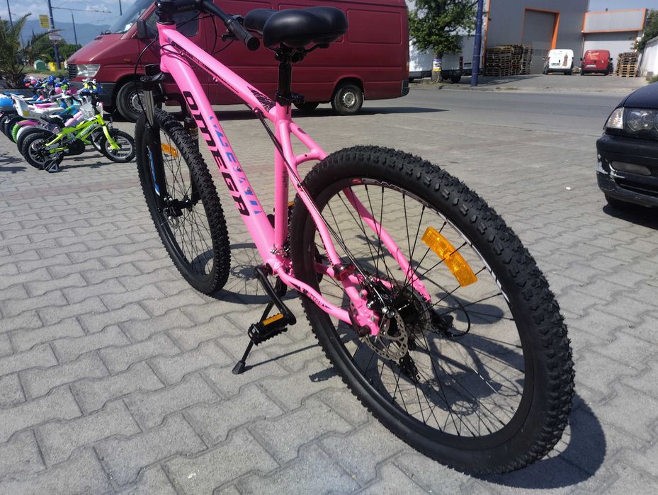 BG Алуминиев велосипед 27.5" ROWAN розов