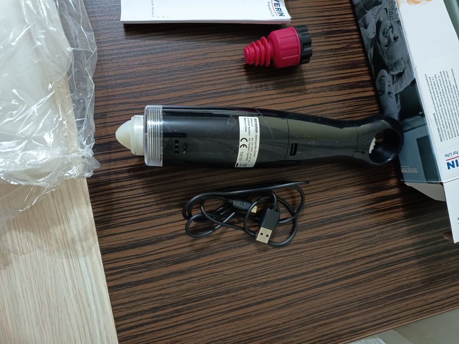 Aparat de vidat alimentare usb, conține pungi și dop