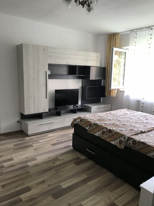 Inchiriez Apartament cu 2 camere