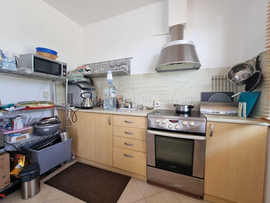 Двуетажна къща с басейн в п. Горица, об. Бургас