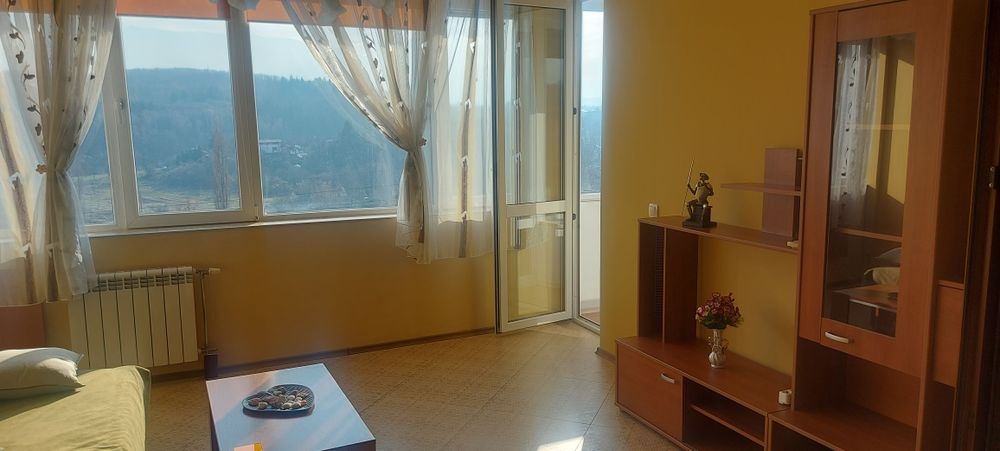 Дава се под наем Двустаен апартамент в София, Люлин 6 - 64 кв.м за 433.5 € - Снимка #1