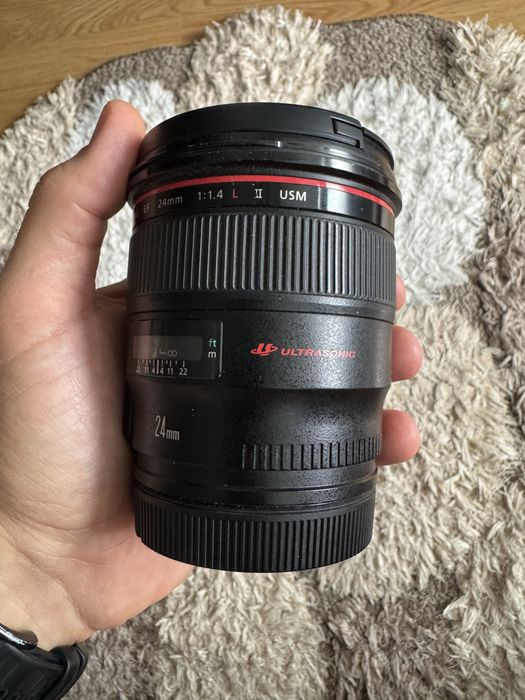 Obiectiv Canon EF 24 mm f1.4 mark II USM
