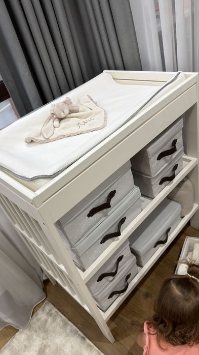 IKEA GULLIVER маса за повиване, бяла, 82x54x93 см, максимален капацитет 11 кг