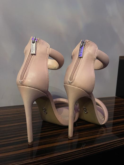 Токчета Steve Madden