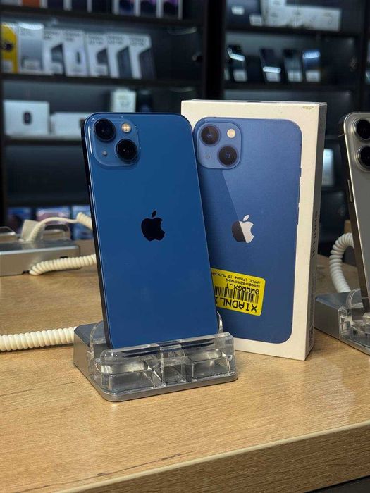 Телефон Apple iPhone 13 128 /Айфон 13 128 код8202