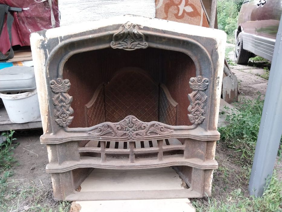 Камин чугунный для дров