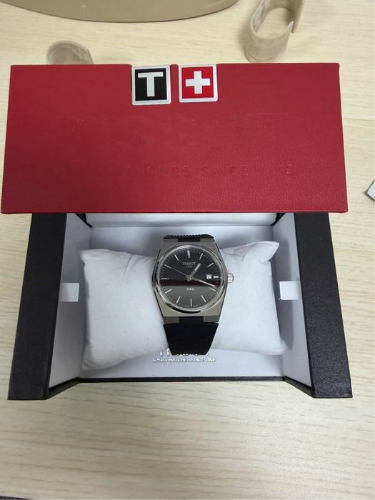 Ceas Tissot PRX quartz, 40mm, brățară silicon