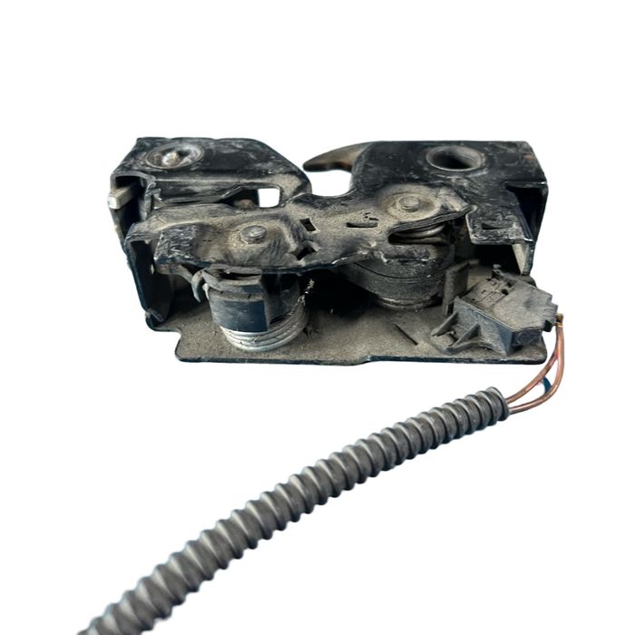 Inchizatoare Capota Motor Volkswagen Scirocco 137 2008 - 2014