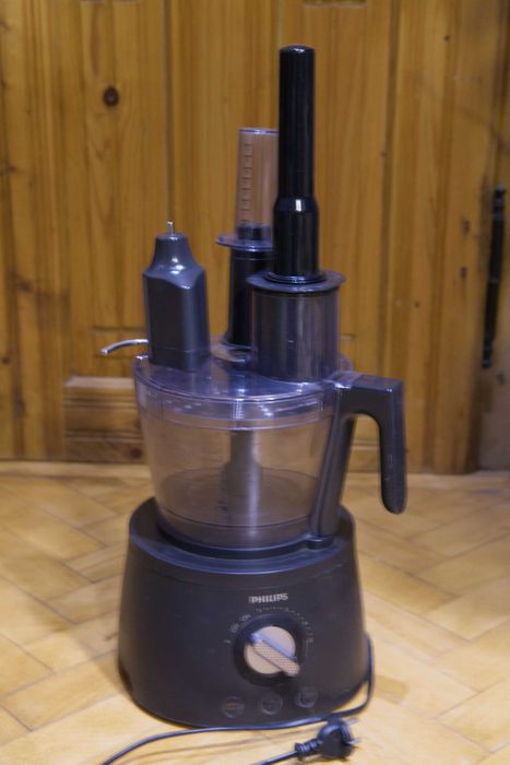 Robot bucatarie Philips HR7776