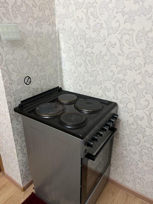 Электроплита черная