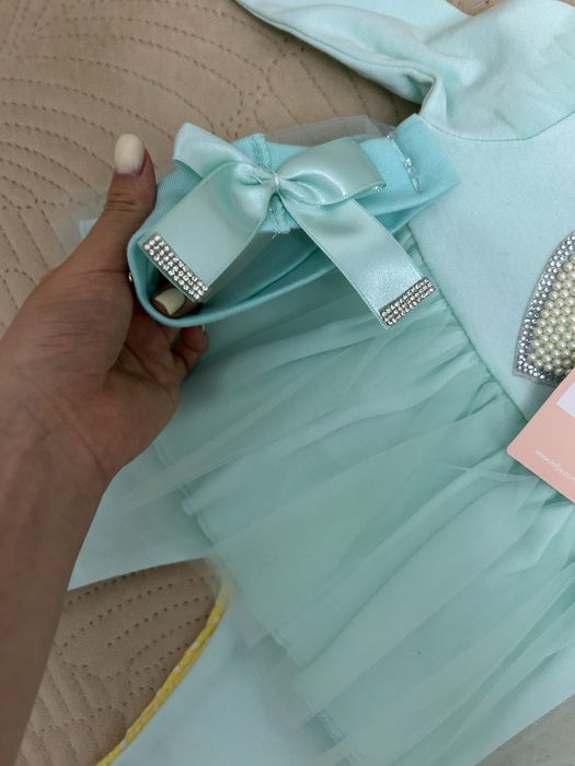 Продам Костюмчик детский для девочки