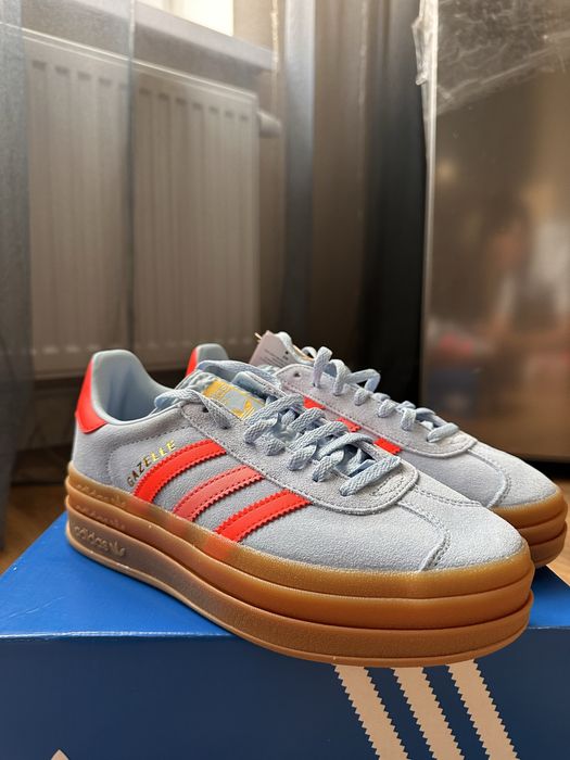 Кроссовки Adidas