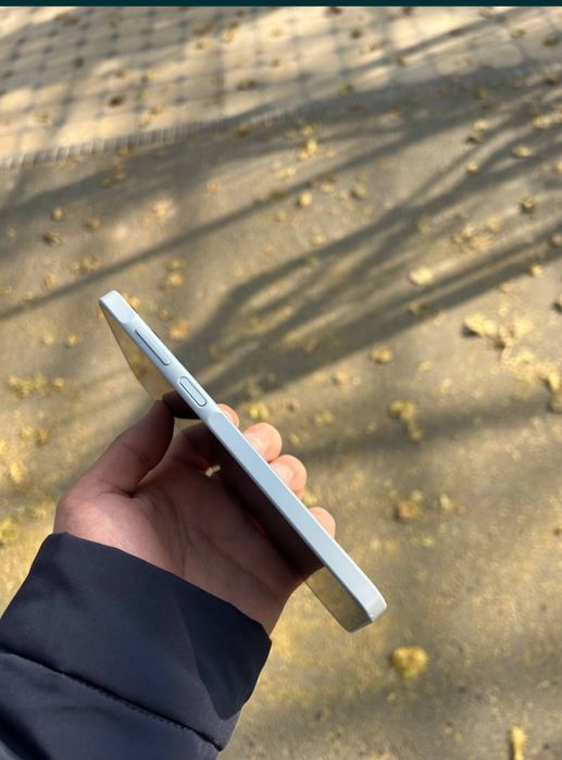 Самсунг А16..256+8..чотки.