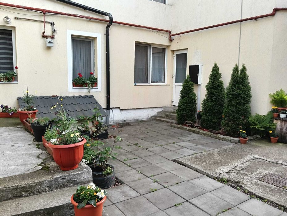 Vand ap 2 cam 65 mp et 2 optional garaj bloc nou Damb izvor Budiului