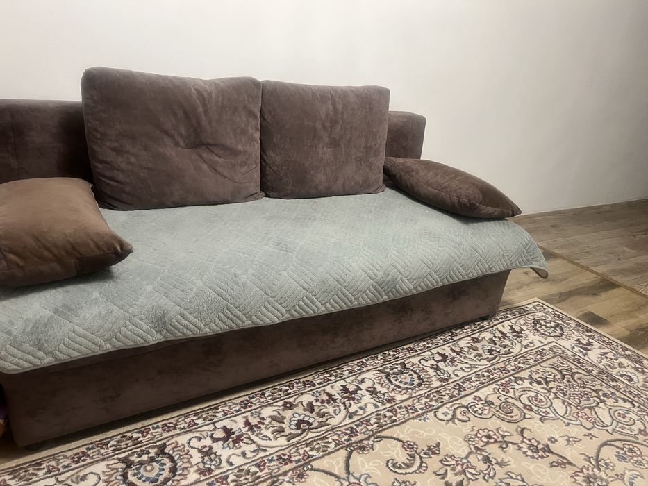 Продам диван Софа состояние новое размер 190*90