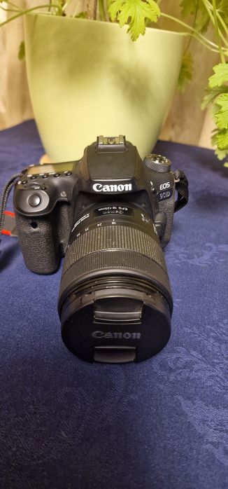 Canon 90d + Canon 18-135mm ,32.5MP, 4k