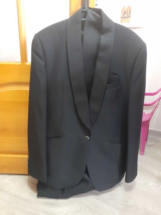 Vand costum barbati