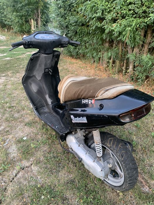 Scuter Aprilia sr 50