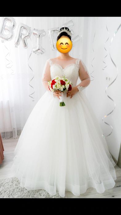 Vand rochie de mireasa
