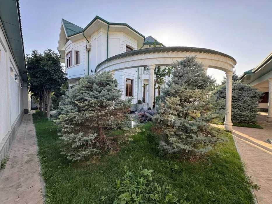 Сдаётся Евродом Мирзо-Улугбекский район ор-р Корзинка богатая Классика