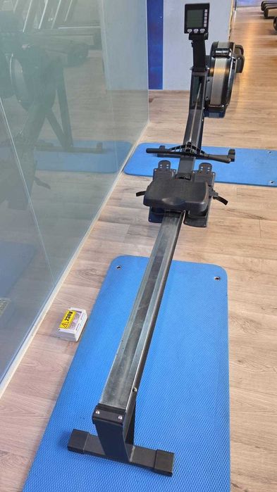 Vand echipamente cardio tehnogym banda de alergat