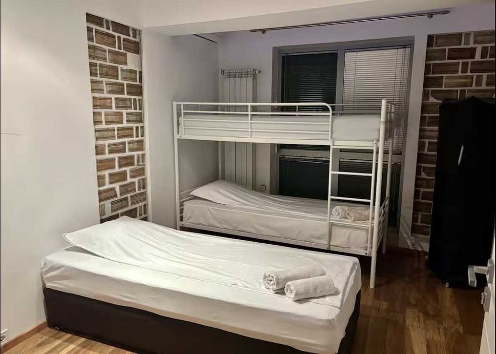 Дава се под наем Мезонет в София, Лозенец - 310 кв.м за 2493.39 € - Снимка #3