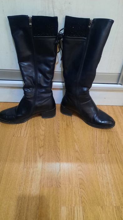 Продам сапоги В очень хорошем состоянии.