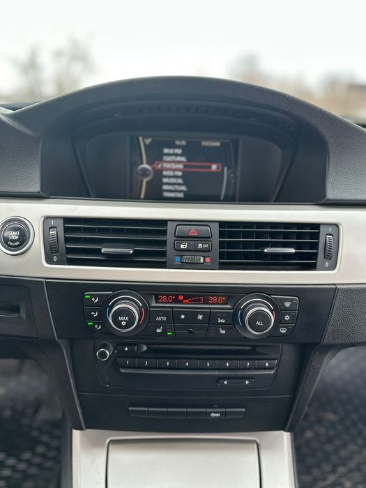 Vând BMW seria 3.2012 euro 5.