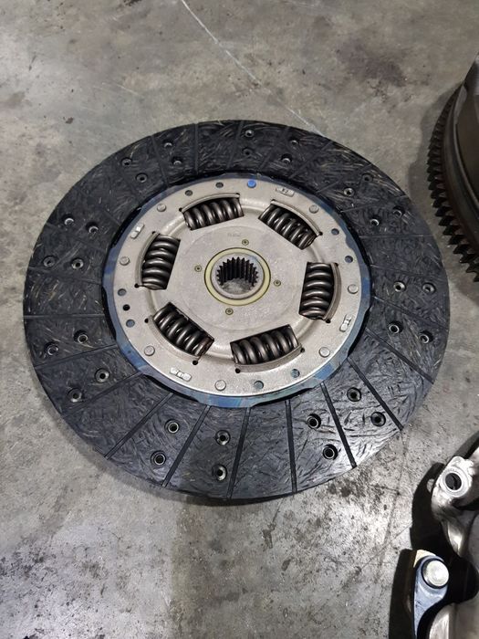 Kit ambreiaj volanta masa dubla 2.0 euro 6  2019 ford transit custom