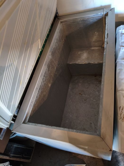 Продам морозильник