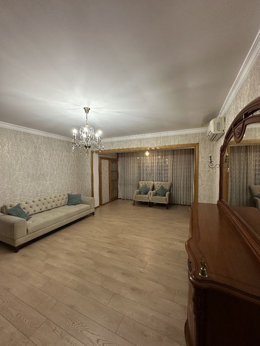 Продаётся 3 ком кв Ойбек ул Сайда Барака в центре города