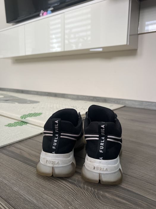 Furla маратонки