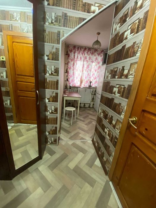 Продам квартиру в малосемейке Катаева 11/2