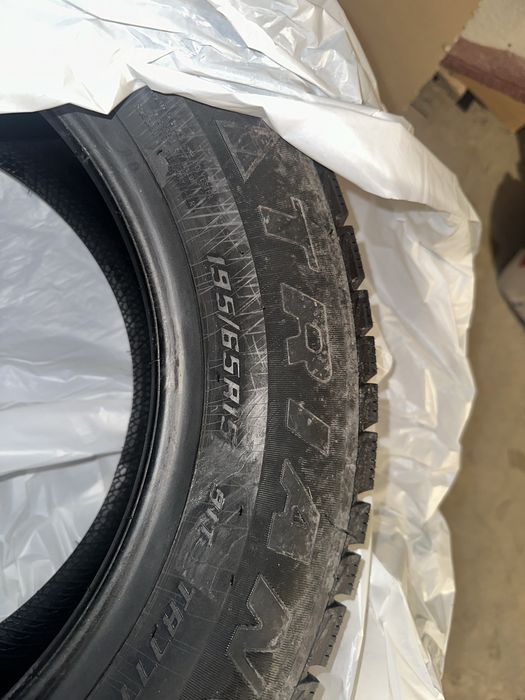 Зимние шины 195/65/R15