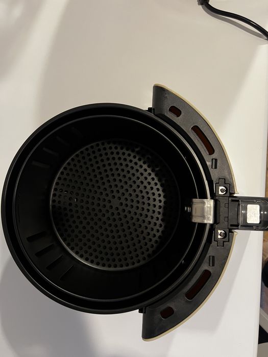 Friteuza cu aer cald FRAM Airfryer