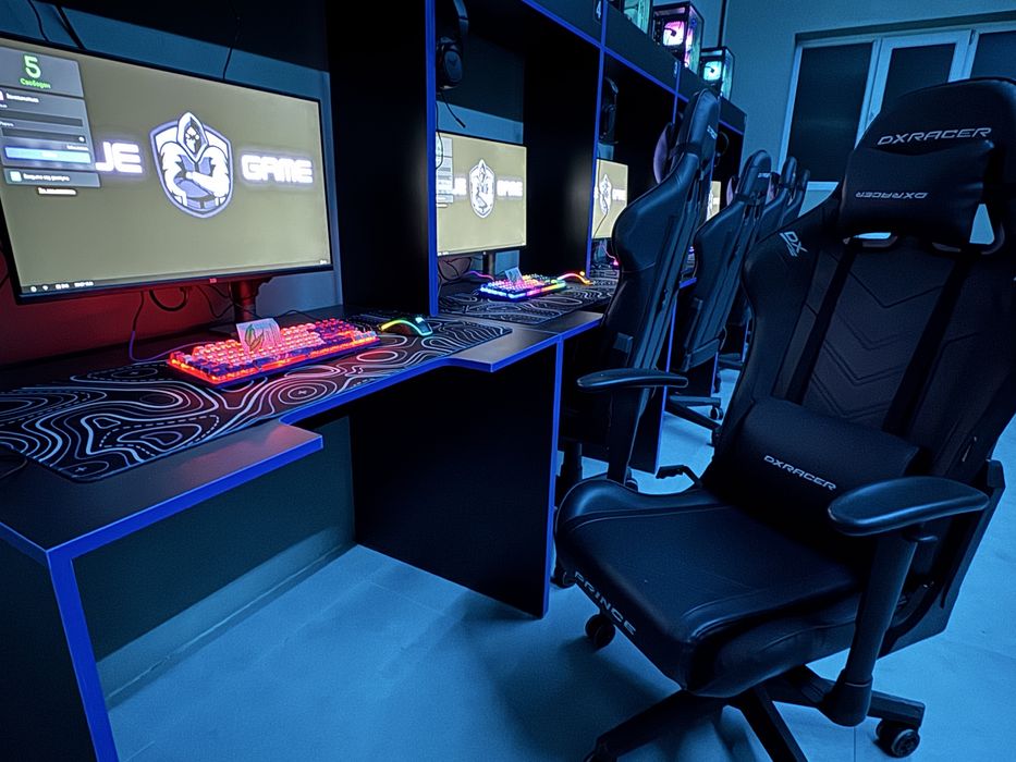 Продам компьютерный клуб