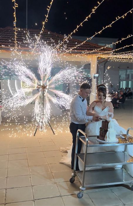 Танц на облаците,Огнено Цвете,Експлодиращи балони,Сценични фонтани