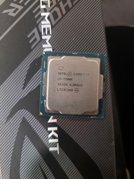 Intel Core i7 7700K