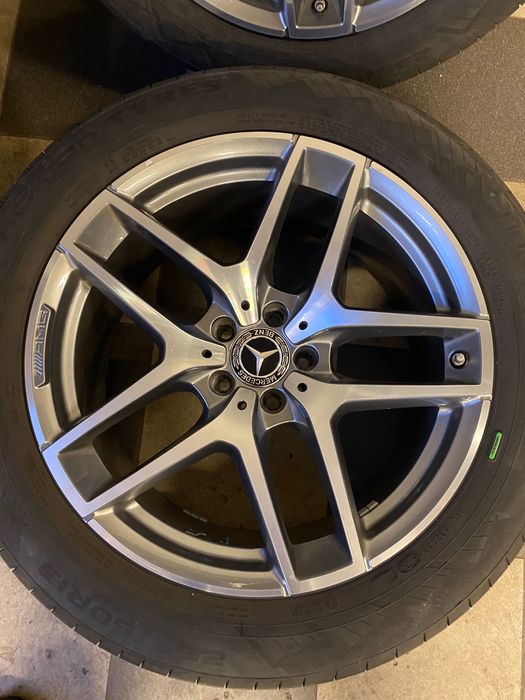 Roti de vara in doua latimi Glc AMG 235/55/19 si 255/50/19