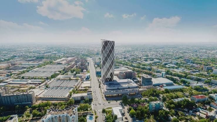 Яккасарайский район ул. Мукимий. Первая линия.