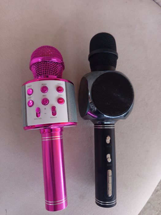 В продаже ( микрофон ) .