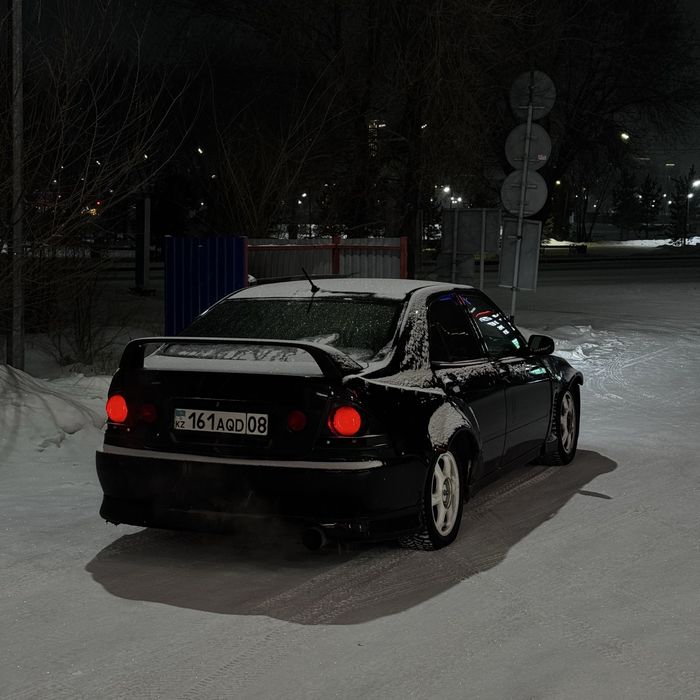 Lexus IS200 / монстр