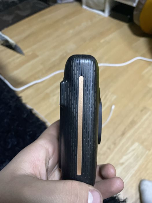 Продам Полароид Fujifilm instax mini liplay